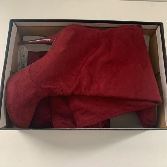 Michael Antonio Over the Knee Burgundy Heeled Suede Boots Size 10 - Picture 5 of 7